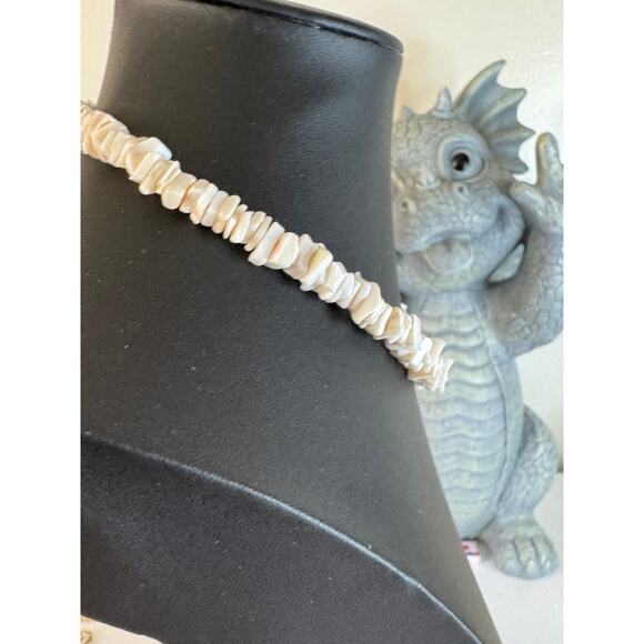 Rose quartz chip necklace. 17” - Picture 4 of 4